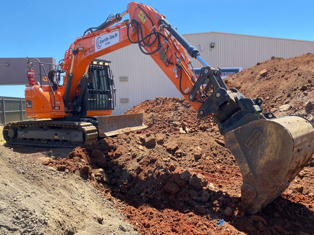excavator-hire-near-geelong